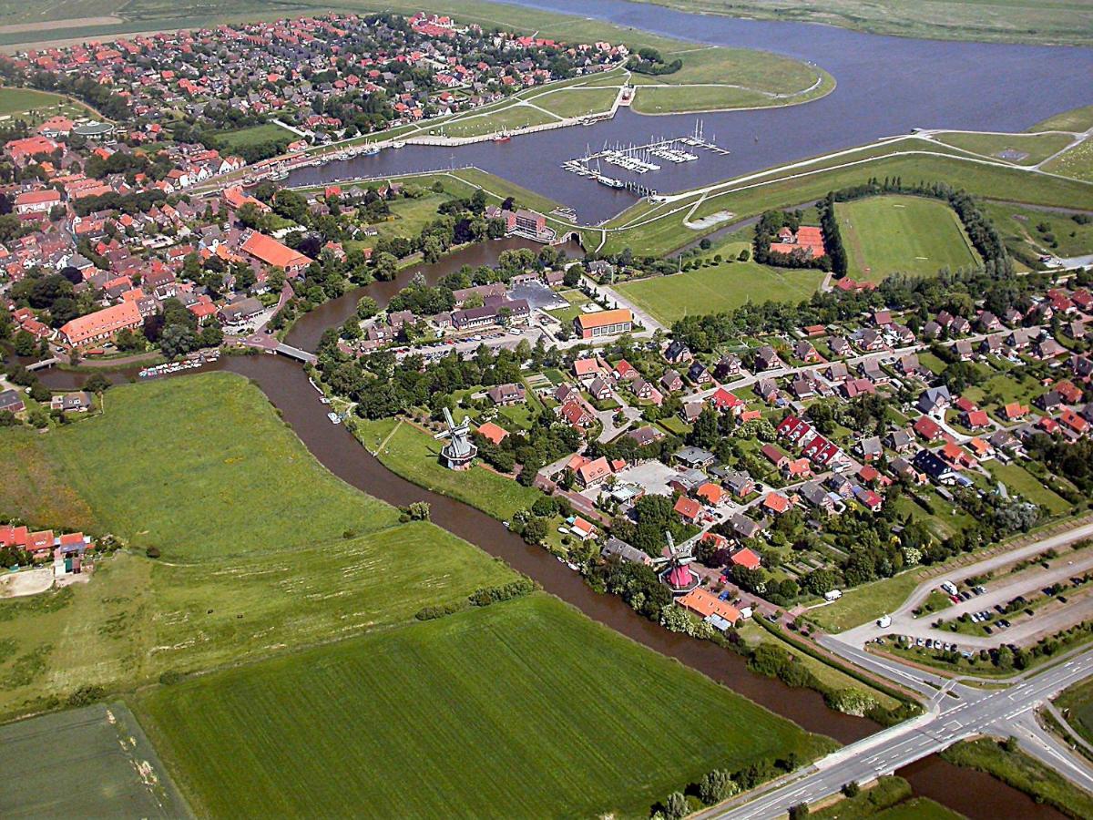Huus Ant Deep Og Appartement Krummhörn Buitenkant foto