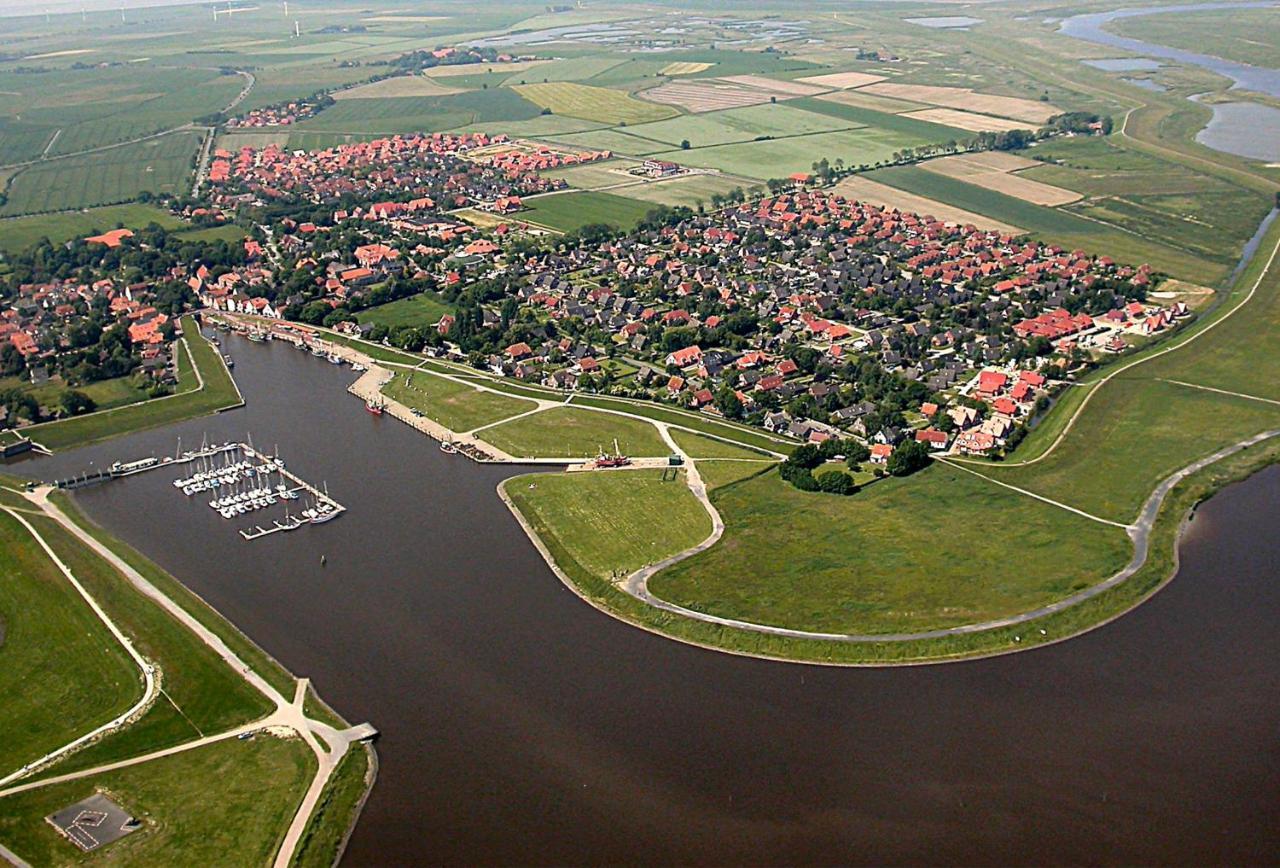 Huus Ant Deep Og Appartement Krummhörn Buitenkant foto